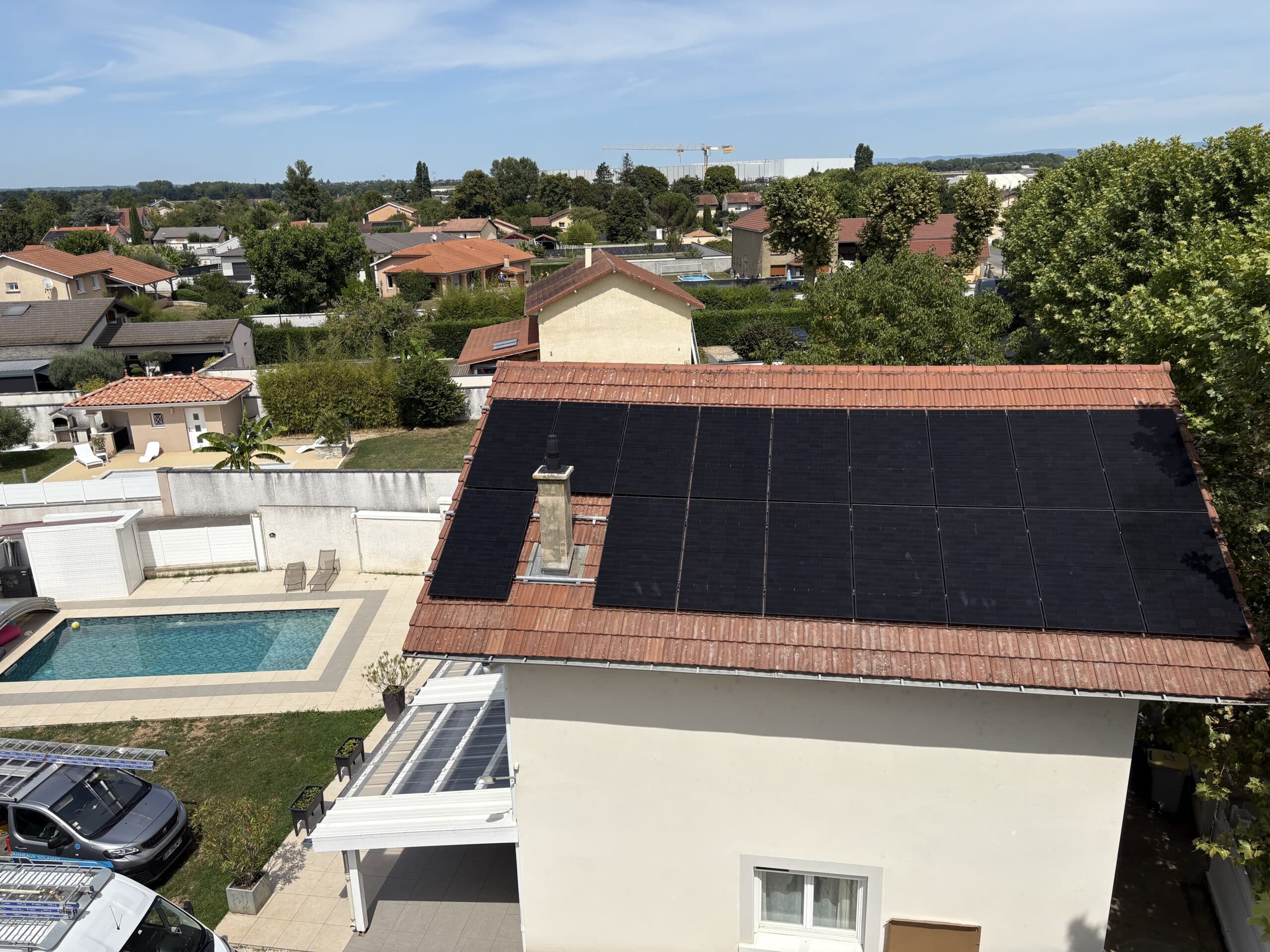 PICQ-toiture-lyon-panneaux-photovoltaïque
